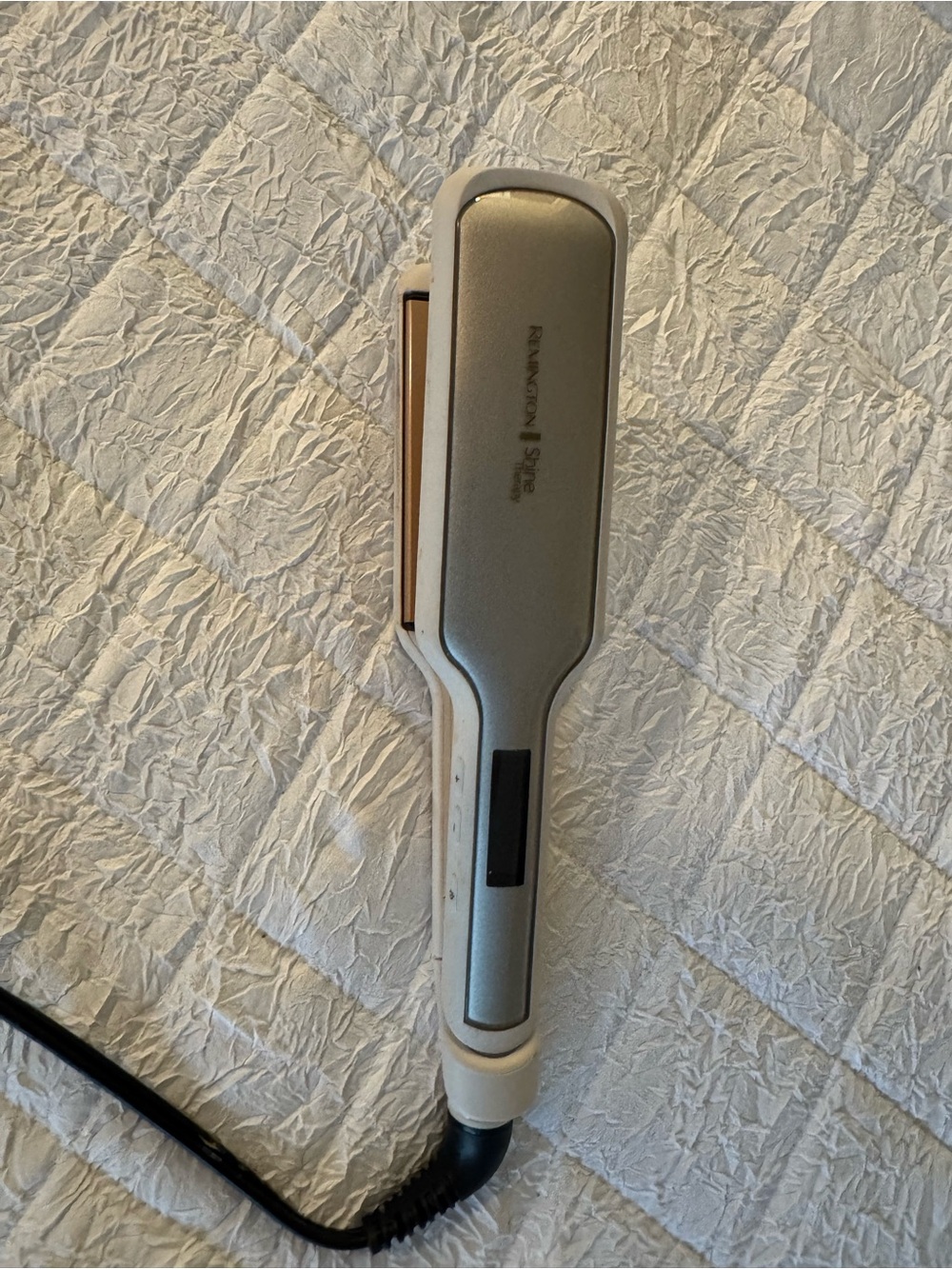 Remington Silver and White Ceramic Flat Iron Hair Straightener
